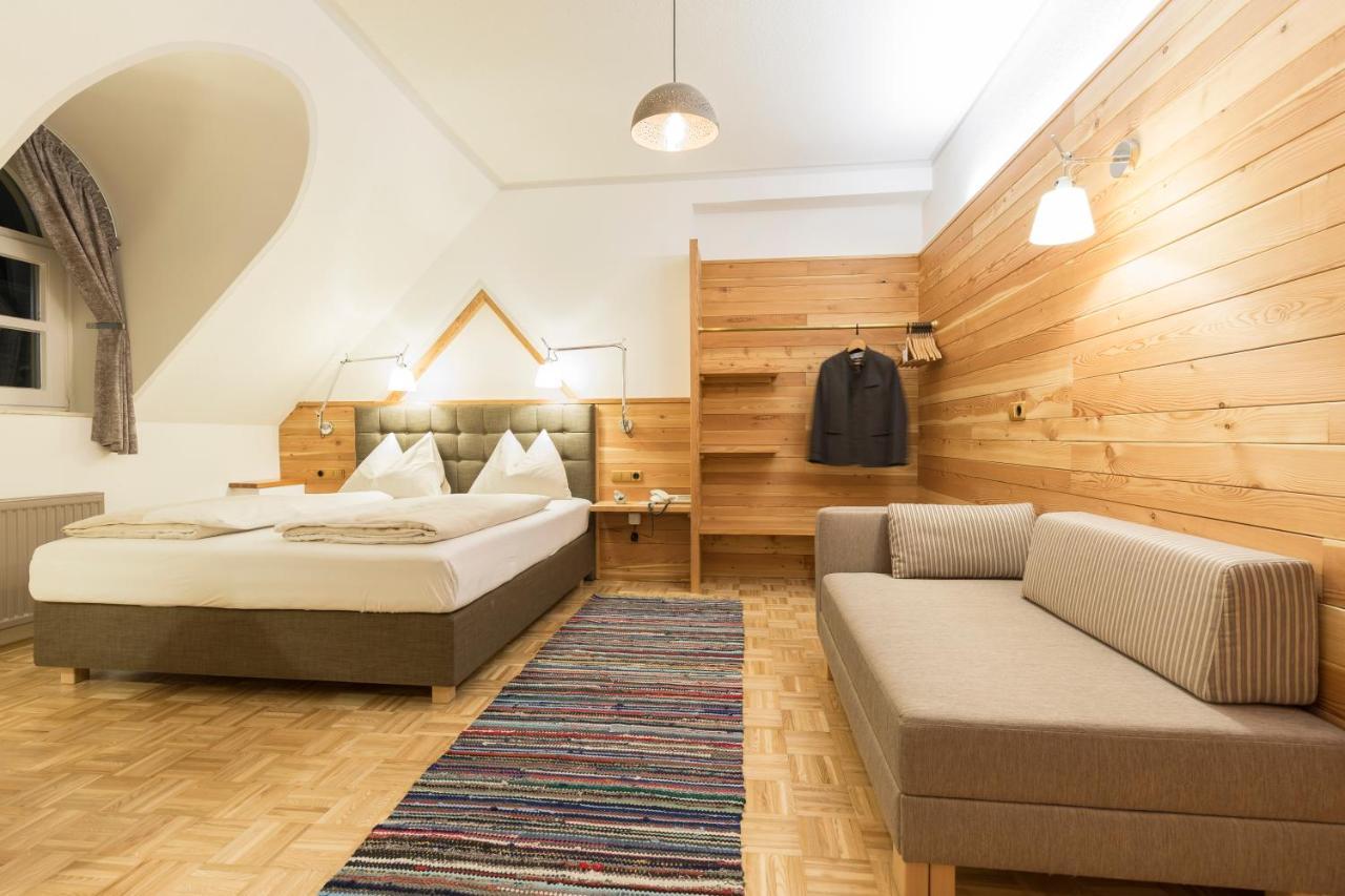 Hotel Hotel-restaurant-café Krainer 4*